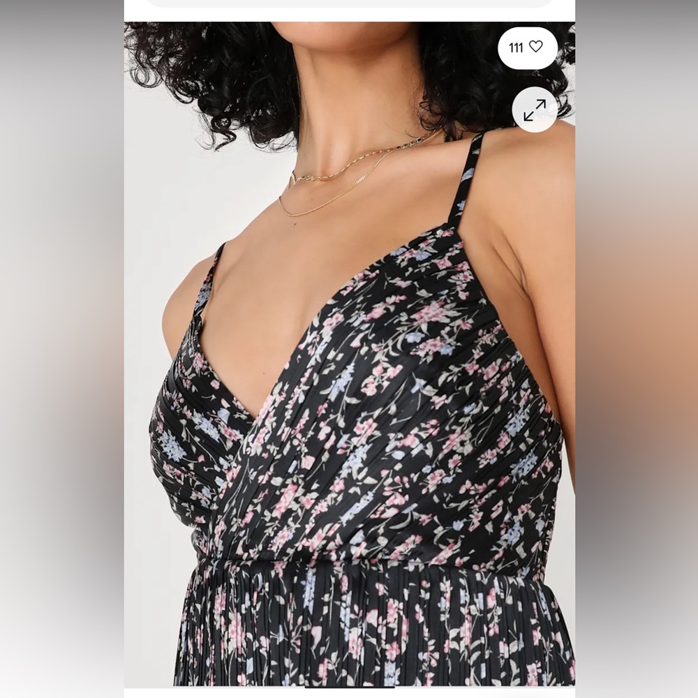 Quaint Cutie Black Floral Pleated Tiered Mini Dress size small - Picture 6 of 13